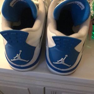 Jordan 4